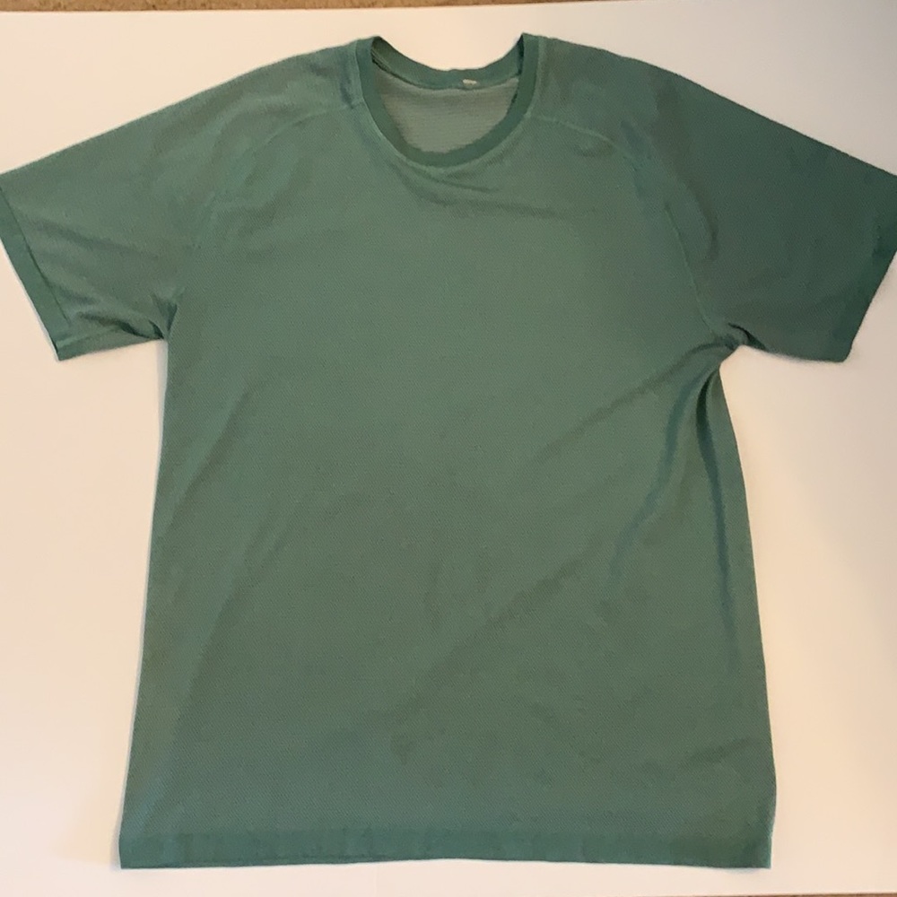 Lululemon Metal Vent Tech Shirt Mens Large
